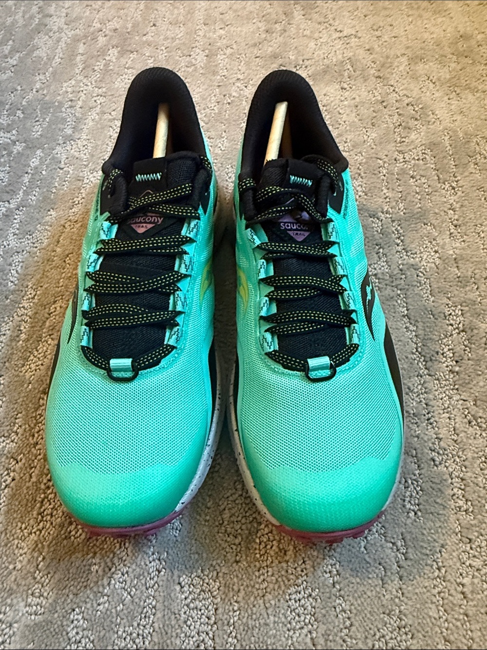 Saucony Woman’s Peregrine 12 Running Shoes - NEVER TAKEN OUT OF THE BOX! - Picture 2 of 8